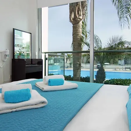 Diana - Coralli Beachfront Apartment Protaras Exterior photo