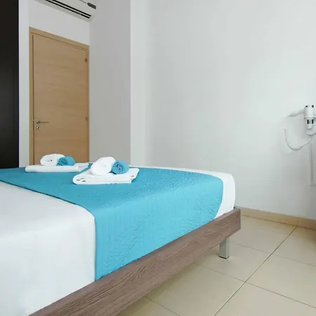 Diana - Coralli Beachfront Apartment Protaras Exterior photo